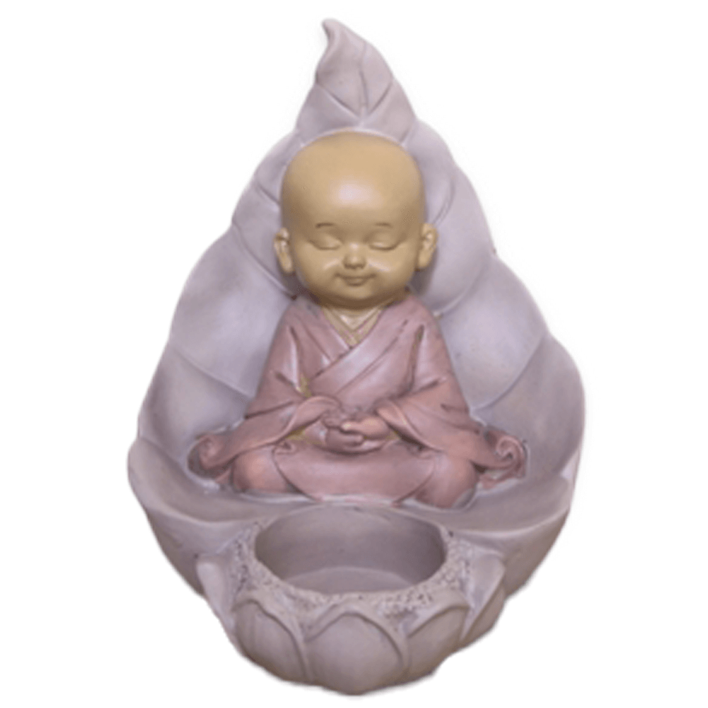 Κηροπήγιο - Μικρός Μοναχός σε Διαλογισμό Διαστάσεις: 10,5 x11 x 13,5 cm - mykarma.gr