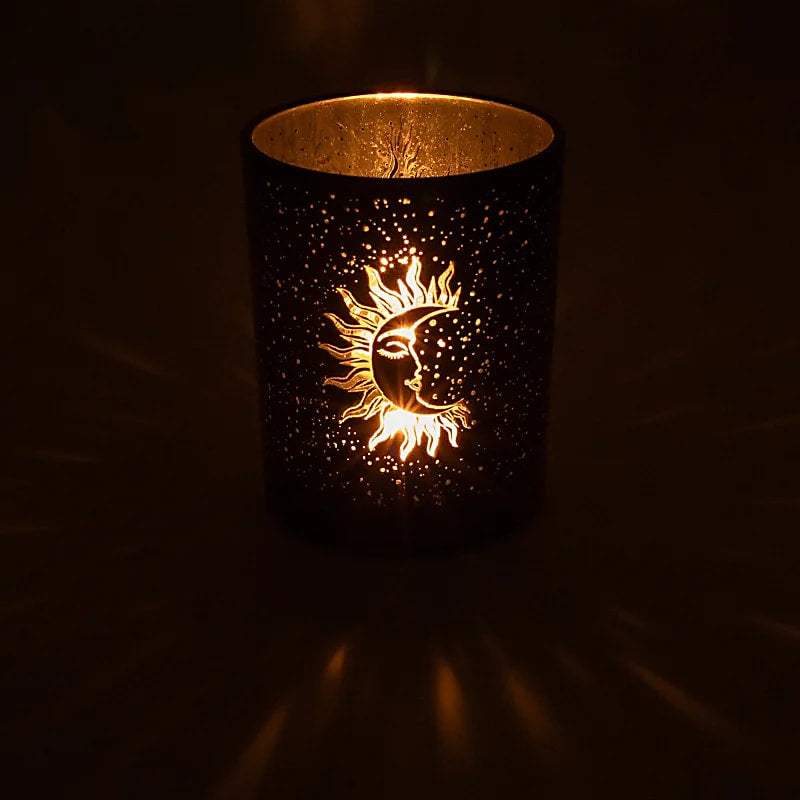 Κηροπήγιο “Sleeping Moon & Sun” Διαστάσεις: 10 x 12,5 cm