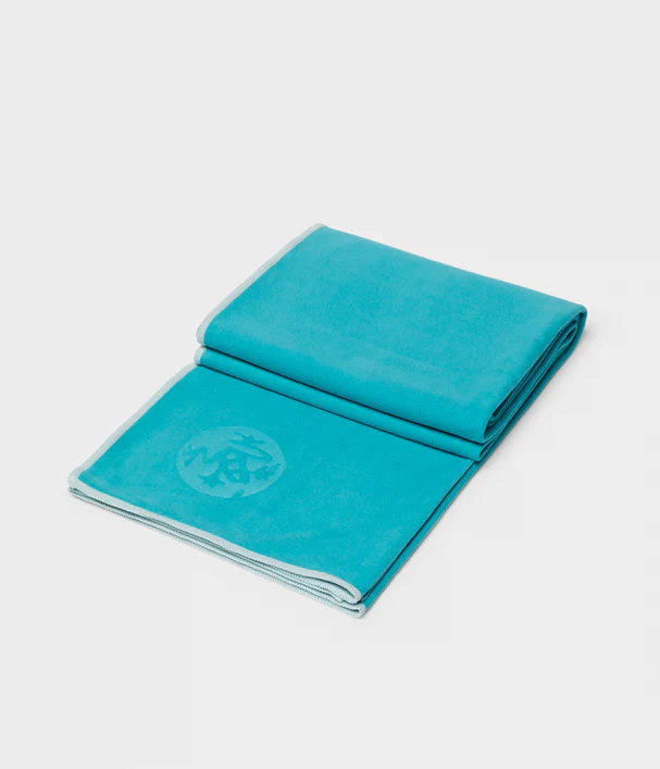 Manduka Πετσέτα Στρώματος  eQua® Yoga Towel - Marina  183 x 67 cm  400 g - mykarma.gr