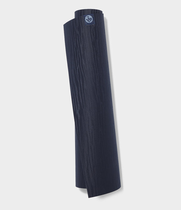 Στρώμα Yoga Mat Manduka eKO® Lite Mat 4mm - Midnight Βάρος: 2.3 kg Διαστάσεις: 180 cm x 61 cm 4 mm - mykarma.gr
