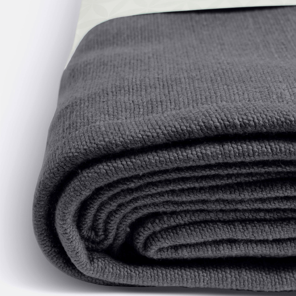 Lotuscrafts - Κουβέρτα Yoga Savasana - Anthracite - 100% βαμβάκι (οργανικό) Διαστάσεις: 200 x 150 cm - mykarma.gr