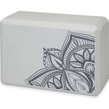 Gaiam -Yoga & Pilates block - Grey Sundial Point Διαστάσεις: 22,6 cm x 15 cm x 10 cm Βάρος: 180 g - mykarma.gr