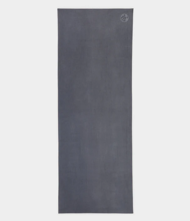 Manduka πετσέτα Στρώματος eQua® Long Yoga Towel - Thunder 200 x 67 cm 450 g - mykarma.gr