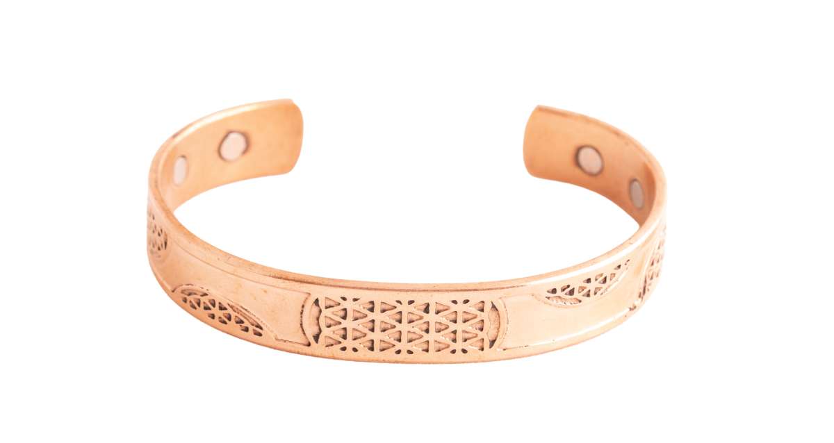 Χειροποίητο Βραχιόλι Χάλκινο «Flower of Life» με 6 μαγνήτες από 100% χαλκό Μέγεθος ρυθμιζόμενο Βάρος: 30 γρ Πλάτος: 12 mm