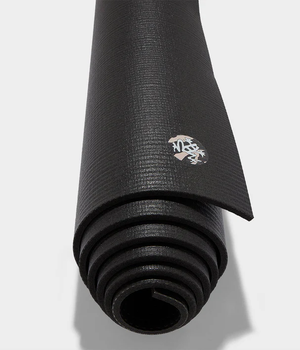 Στρώμα Yoga Mat Manduka pro® yoga mat - Black Gerry Lopez 6mm Διαστάσεις: 180cm x 66cm 3,4 kg