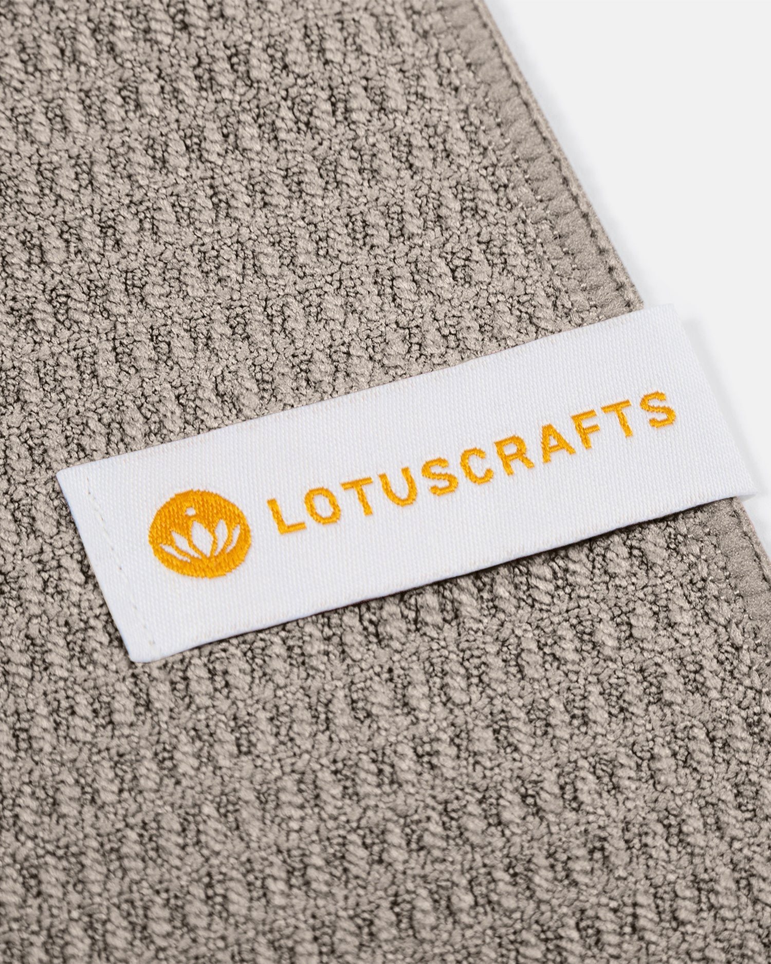 Lotuscrafts - Πετσέτα Στρώματος - Yoga Mat Towel - Light Taupe Διαστάσεις: 183cm x 61cm - mykarma.gr