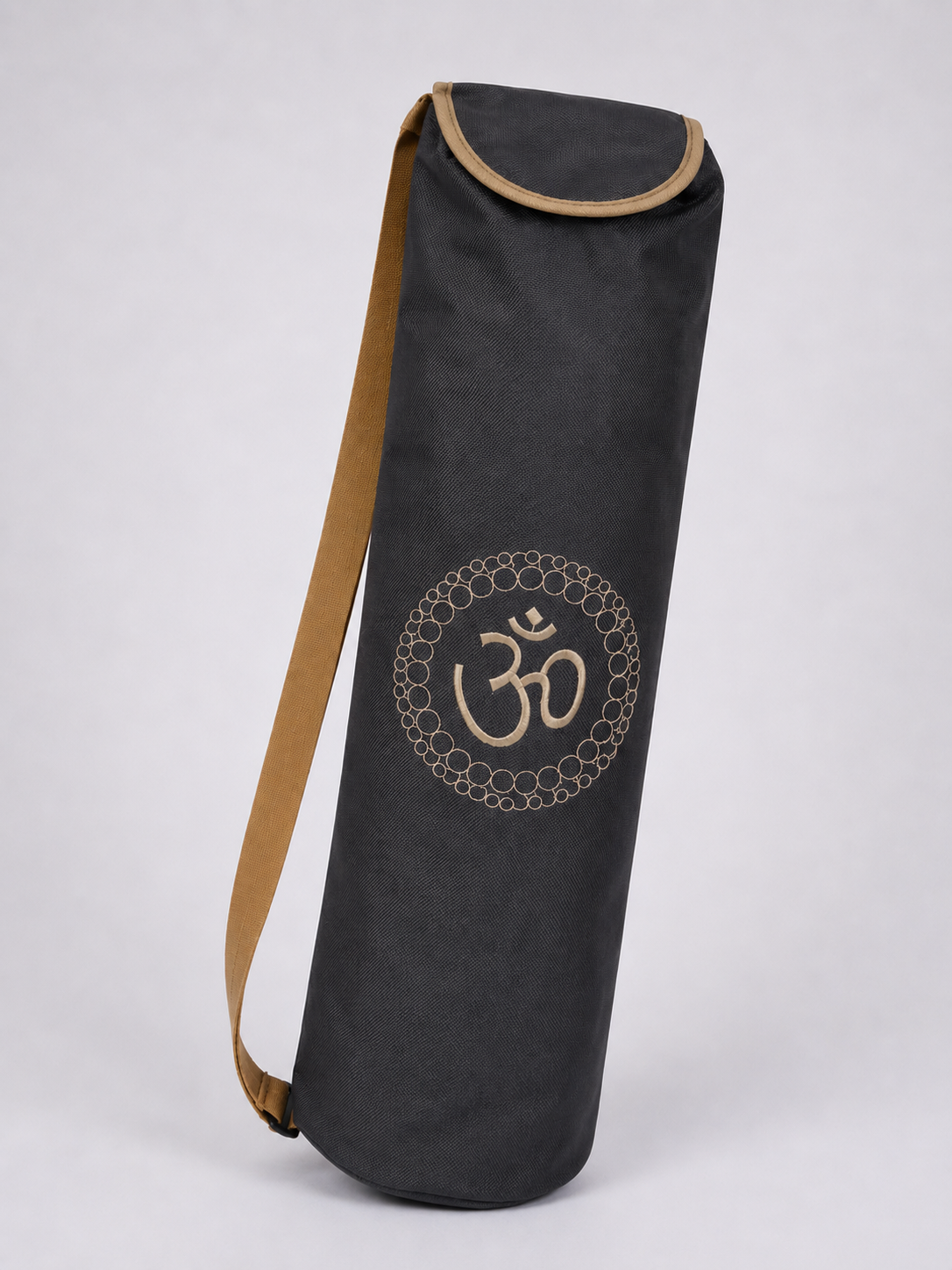 Waterproof Yoga Mat Bag - Αδιάβροχη Τσάντα Μεταφοράς Στρώματος Yoga & Fitness με Κεντημένο Σύμβολο “Ohm” - ποικιλία χρωμάτων Διαστάσεις: 66x23x12 cm Ø12 cm