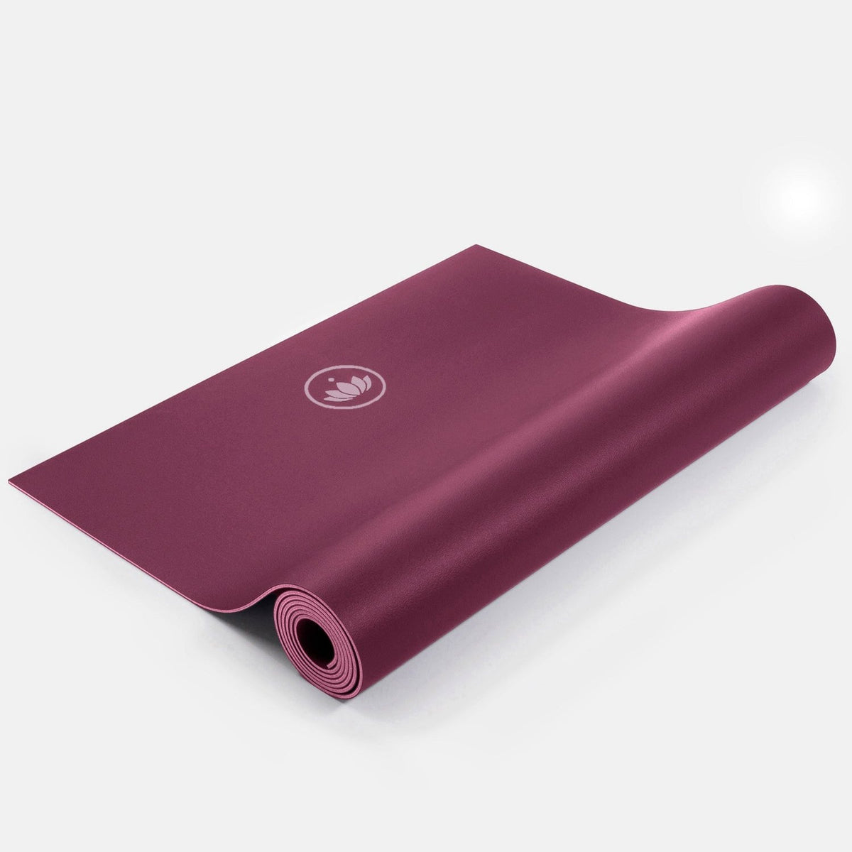Lotuscrafts Yoga Mat ARISE | Αντιολισθητικό στρώμα Yoga από φυσικό καουτσούκ & 15% ανακυκλώσιμο λατέξ - Dark Cranberry Βάρος: 2kg Διαστάσεις: 185cm x 65cm Πάχος: 0,4cm - mykarma.gr