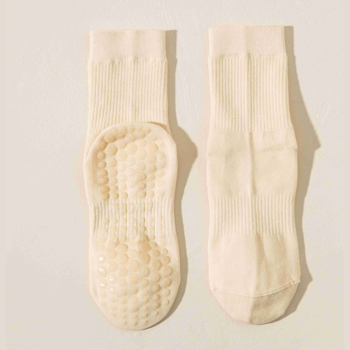 Αντιολισθητικές Κάλτσες - Non-Slip Socks Mid-Calf – Yoga & Pilates - ποικιλία χρωμάτων No 36-41 - mykarma.gr
