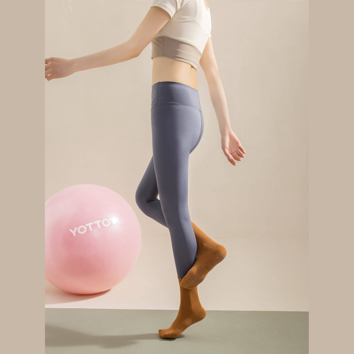 Αντιολισθητικές Κάλτσες - Non-Slip Socks Mid-Calf – Yoga & Pilates - ποικιλία χρωμάτων No 36-41 - mykarma.gr