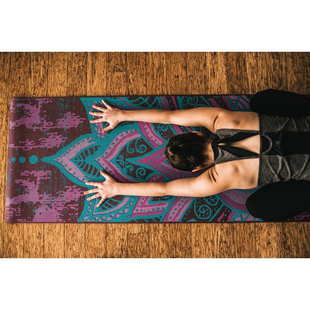 Gaiam Premium Reversible Στρωμα Yoga Be Free - 2 Διαφορέτικα σχέδια στο ίδιο στρώμα(2 όψεις) Διαστάσεις: Μήκος: 173 εκ Πλάτος: 61 εκ Πάχος: 6 mm - mykarma.gr