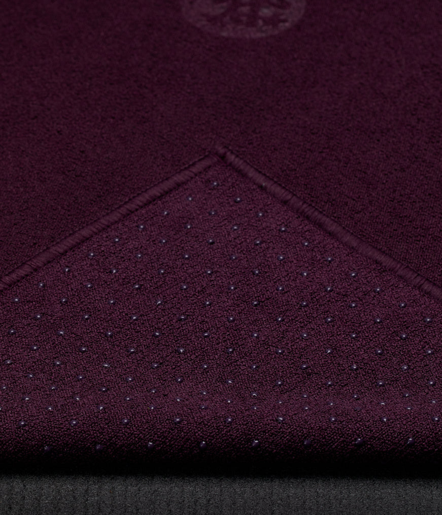 Manduka - Πετσέτα Χειρός- Yogitoes® Hand Yoga Towel - Indulge.Βάρος 100γρ  41cm x 61cm - mykarma.gr