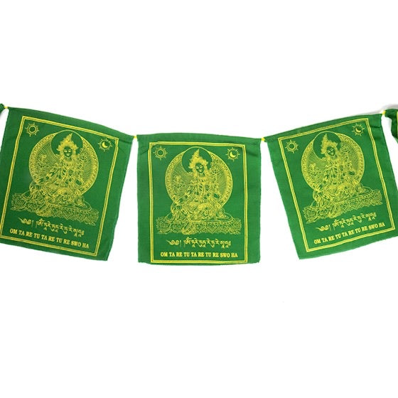 Flags-9 Θιβετιανές Σημαίες προσευχής Green Tara με το Μάντρα. Διαστάσεις κάθε σημαίας: 20 × 22 εκ Συνολικό μήκος 200 εκ. - mykarma.gr