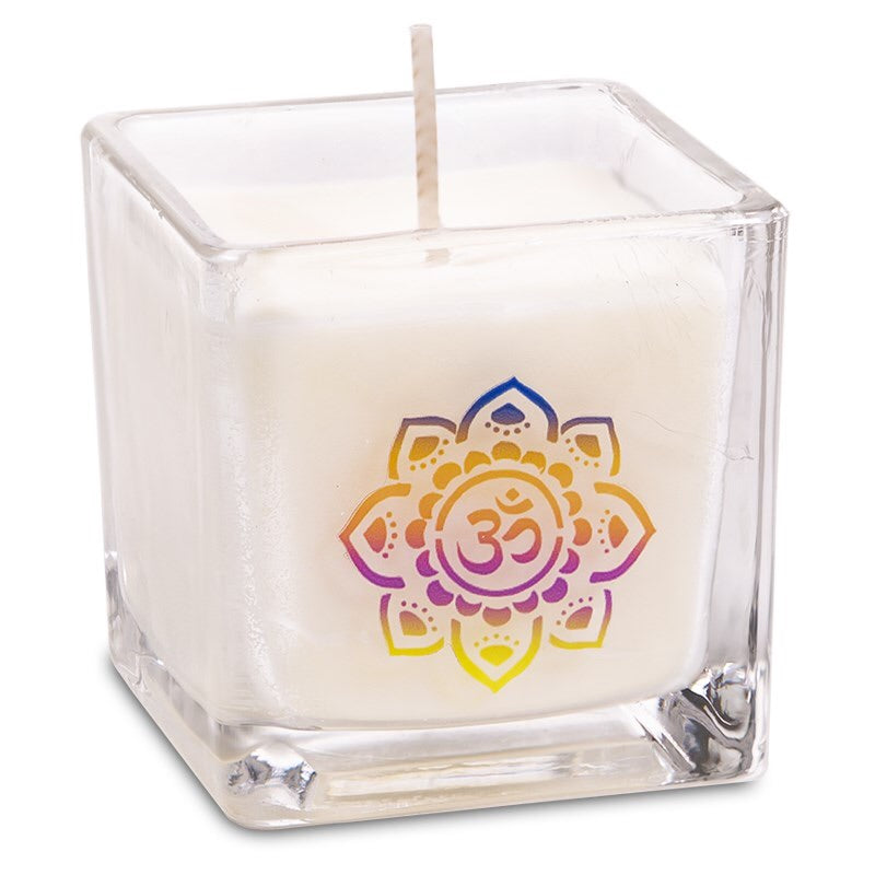 Οικολογικό κερί -«OHM» με Αιθέρια Έλαια Jasmine,Musk. Βάρος: 260 g.Διαστάσεις: 6 × 6 × 6 cm.Χρόνος καύσης 25 ώρες. - mykarma.gr