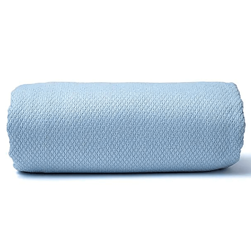 Πετσέτα γιόγκα με κουκκίδες PVC - light blue Διαστάσεις: 182x63 cm - mykarma.gr