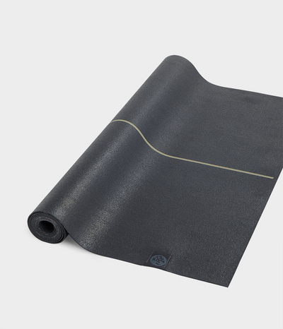 Νέο Στρώμα Manduka με Γραμμή Travel eKO® superlite yoga mat - Charcoal Gerry Lopez   1,5mm  180cm x 61cm  1kg - mykarma.gr