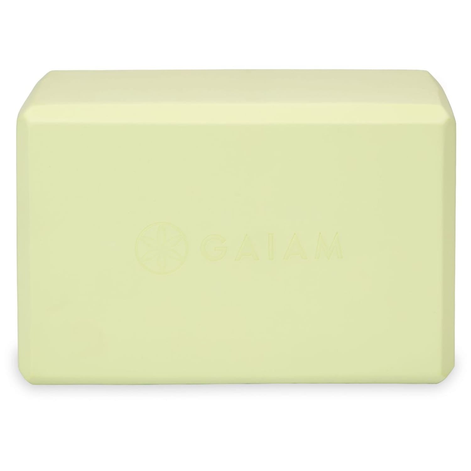 Gaiam - Yoga & Pilates block - Cool Matcha - τουβλάκι γιόγκα Διαστάσεις: 23 cm x 15 cm x 10 cm - mykarma.gr