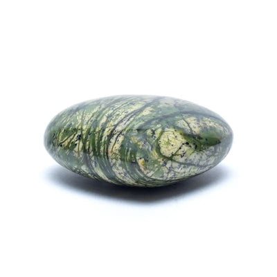 Πέτρα Ανησυχίας (Worry stone) - Καρδιά - Πράσινη Σερπεντίνη (Green Serpentine) Διαστάσεις: 5 x 4,5 x 2,5 cm - mykarma.gr