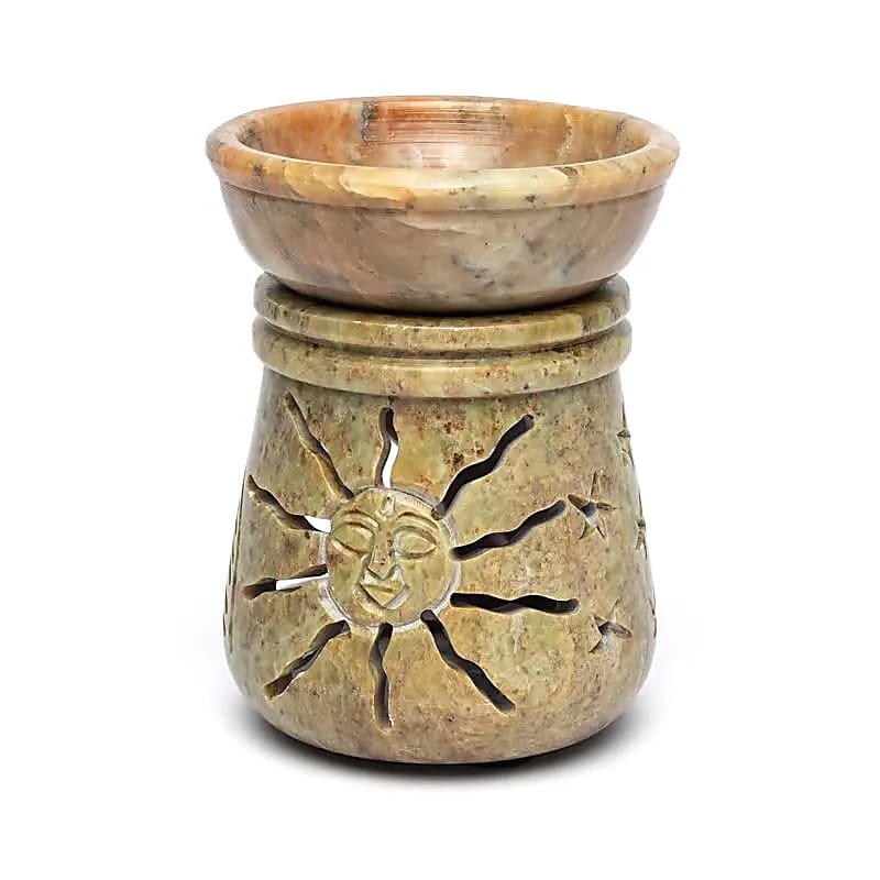 Αρωματική Λάμπα/Καυστήρας Soapstone "Ήλιος & Σελήνη" απο σαπουνόπετρα - με αφαιρούμενο δοχείο λαδιού Διαστάσεις: 10x7,5 cm Βάρος: 400 g - mykarma.gr