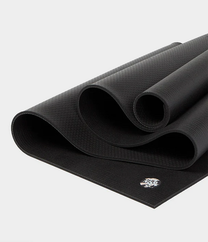 Στρώμα Yoga Mat Manduka pro® yoga mat - Black Gerry Lopez  6mm Διαστάσεις: 180cm x 66cm  3,4 kg