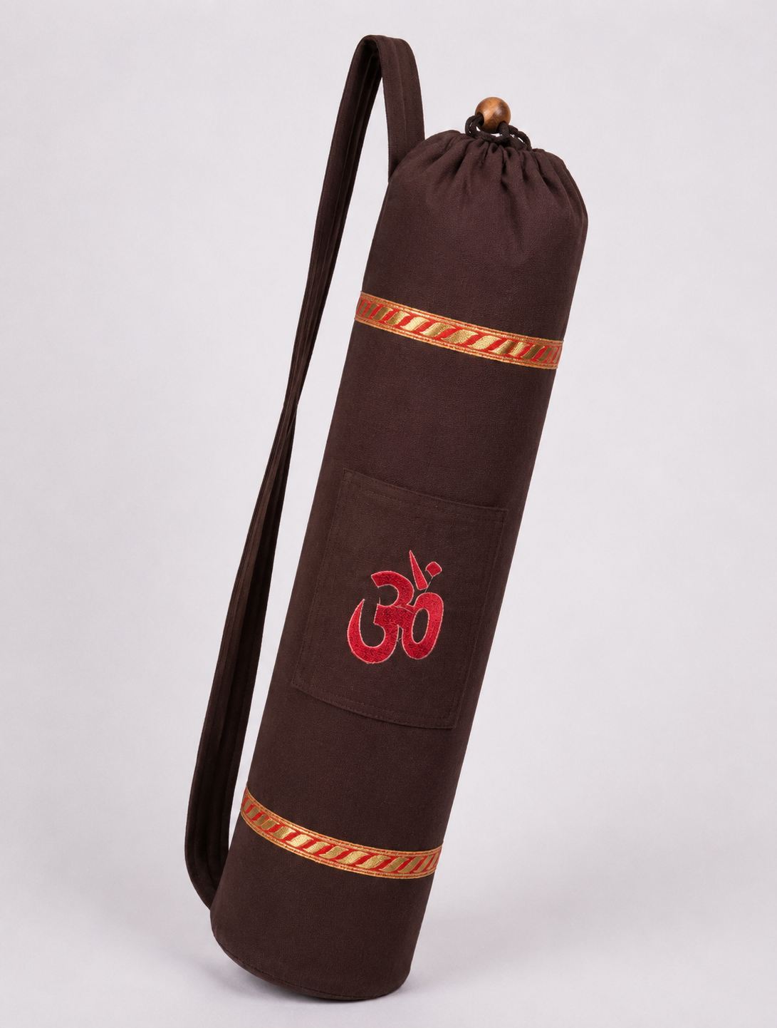 Boho Yoga Mat Bag - Τσάντα Μεταφοράς με Κεντημένο Σύμβολο “Ohm” για στρώμα - βαμβάκι - καφέ Διαστάσεις: 74x22x12 cm Ø12 cm