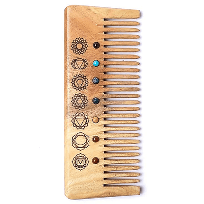 Φυσική Ξύλινη Χτένα με χαραγμένα σύμβολα των 7 Chakra & ημιπολύτιμους λίθους Διαστάσεις: 17 x 7 cm - mykarma.gr