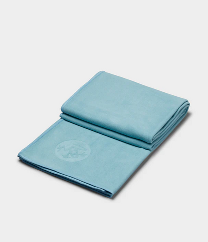 Manduka πετσέτα Στρώματος eQua® Yoga Towel - Blue Lotus  183 x 67 cm   400 g