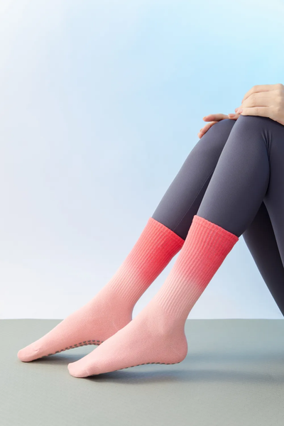Αντιολισθητικές Ψηλές Κάλτσες - Tie-Dye Non-Slip Socks – Yoga & Pilates - ποικιλία χρωμάτων  No 37-43 - mykarma.gr
