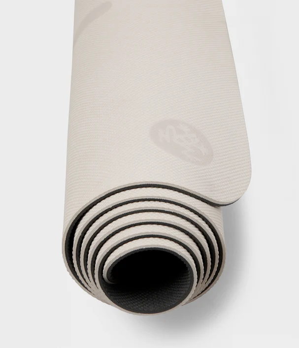 Στρωμα με γραμμή - Manduka Begin Yoga Mat - Crystal Thunder Βάρος: 1,1 kg Διαστάσεις: 172 x 61 x 5mm - mykarma.gr