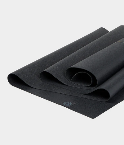 Νέο Στρώμα Manduka με Γραμμή Travel eKO® superlite yoga mat - Charcoal Gerry Lopez   1,5mm  180cm x 61cm  1kg - mykarma.gr
