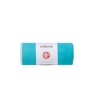 Manduka - Πετσέτα Χειρός - eQua® Hand Yoga Towel - Marina Διαστάσεις: 41cm x 67cm Βάρος 90γρ - mykarma.gr