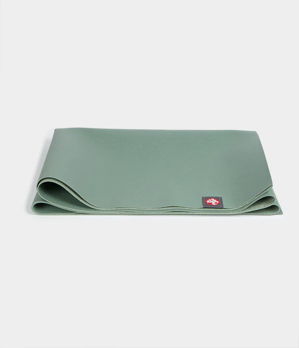 Νέο Στρώμα Manduka Travel eKO® superlite yoga mat - Leaf Green   1,5mm  180cm x 60cm  1kg