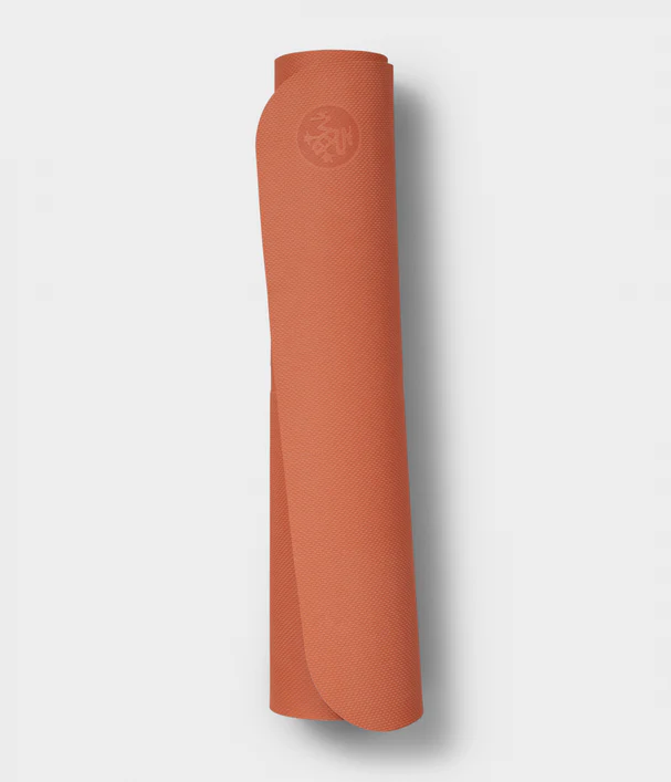 Στρωμα με γραμμή - Manduka Begin Yoga Mat - Clay Lotus Root Βάρος: 1,1 kg Διαστάσεις: 172 x 61 x 5mm - mykarma.gr