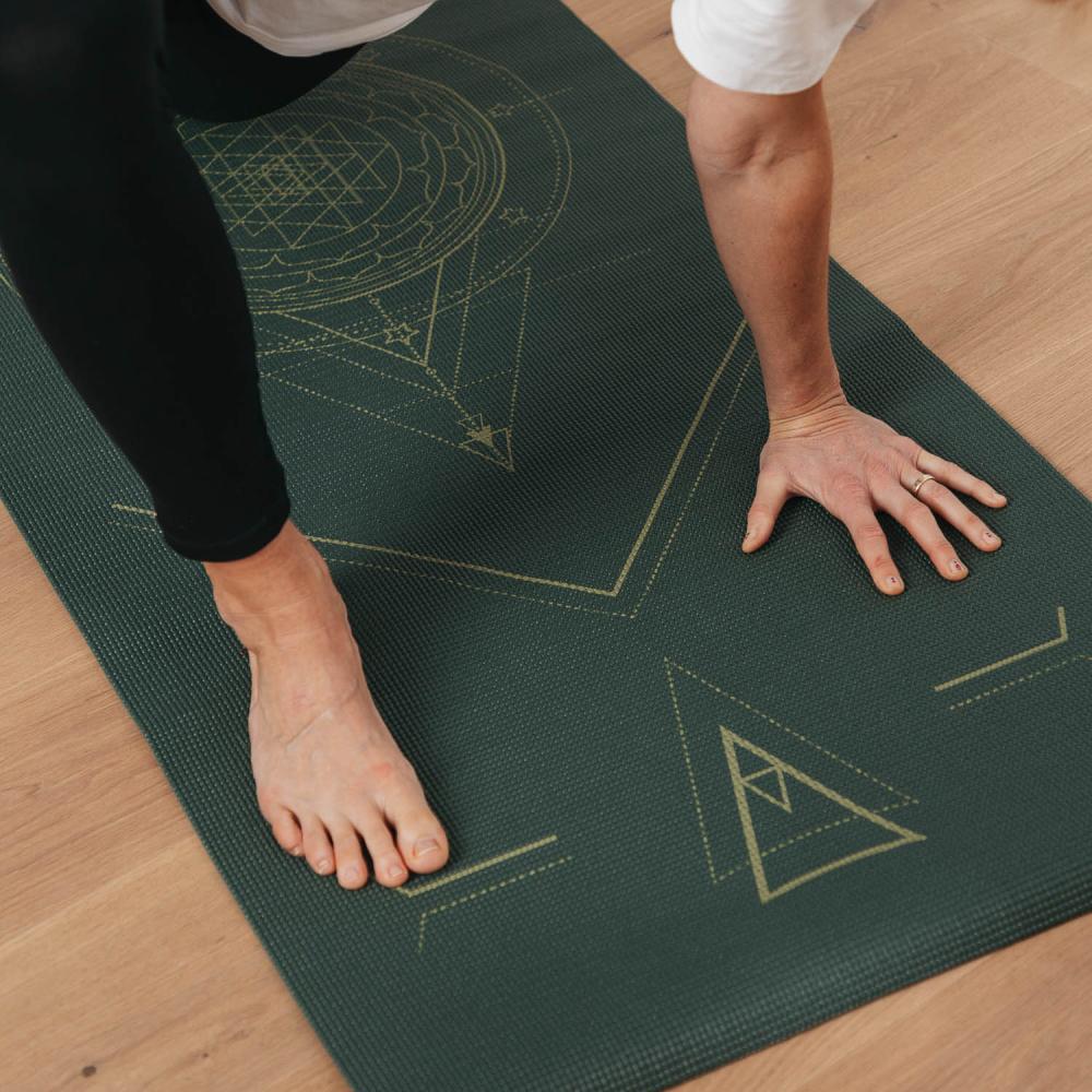 Bodhi στρώμα γιόγκα Leela “Yantralign” - forest green  183 x 60 cm, 4.5 mm  Βάρος: 1,4 kg - mykarma.gr