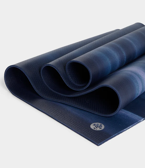 Στρώμα Yoga Mat Manduka pro® yoga mat - Midnight LE  6mm Διαστάσεις: 180cm x 66cm  3,4 kg