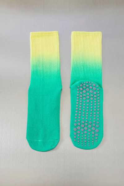 Αντιολισθητικές Ψηλές Κάλτσες - Tie-Dye Non-Slip Socks – Yoga & Pilates - ποικιλία χρωμάτων  No 37-43 - mykarma.gr