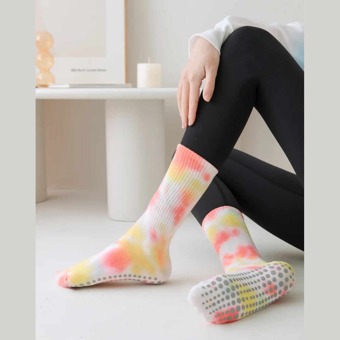 Αντιολισθητικές Ψηλές Κάλτσες - Tie-Dye Non-Slip Socks – Yoga & Pilates No 36-41 - mykarma.gr