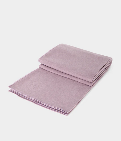 Manduka πετσέτα Στρώματος eQua® Yoga Towel - Elderberry  183 x 67 cm   400 g - mykarma.gr