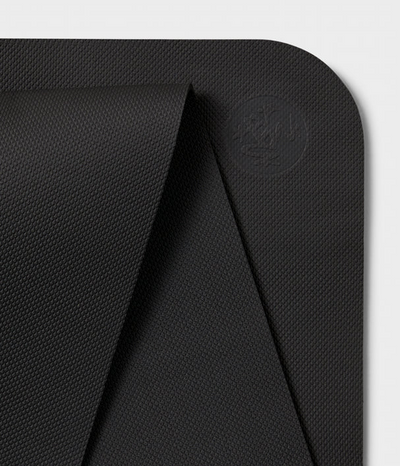 Στρωμα με γραμμή - Manduka Begin Yoga Mat - Black Βάρος: 1,1 kg Διαστάσεις: 172 x 61 x 5mm - mykarma.gr