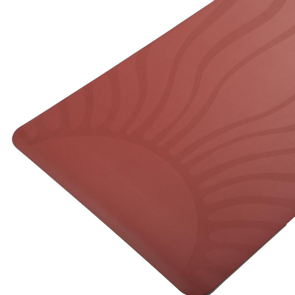 Bodhi - Στρώμα Yoga από φυσικό καουτσούκ & PU με Rising Sun - red earth  185 x 66 cm  4 mm  2,5 kg - mykarma.gr