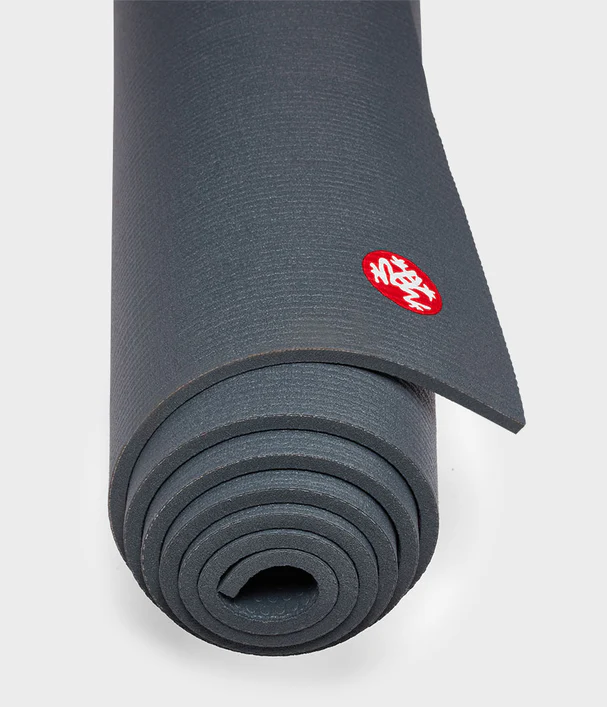 Στρώμα Yoga Mat Manduka pro® yoga mat - Thunder  6mm Διαστάσεις: 180cm x 66cm  3,4 kg