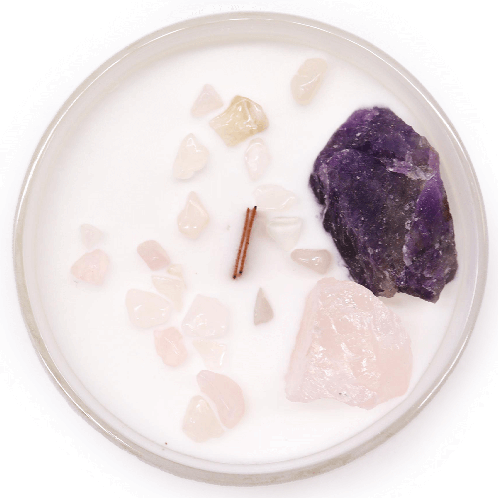 Αρωματικό Κερί 6o Chakra Third Eye Ajna «Sweet Crystal Truth» με ημιπολύτιμους λίθους Αμέθυστο & Ροζ Χαλαζία Χρόνος καύσης ±17 ώρες - mykarma.gr