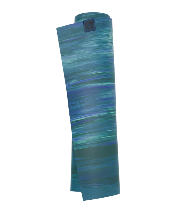 Στρώμα Manduka Travel eKO® superlite yoga mat - Blue Toad Marble  1,5mm  180cm x 60cm  1kg - mykarma.gr