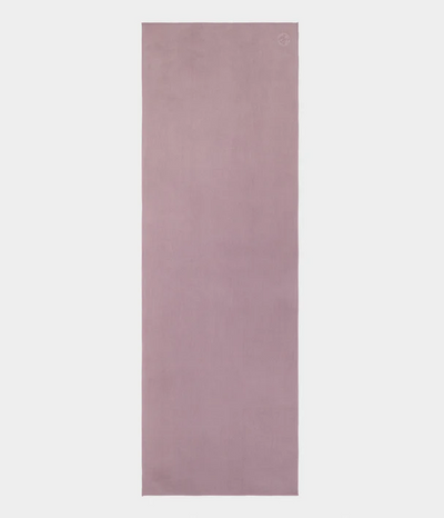 Manduka πετσέτα Στρώματος eQua® Yoga Towel - Elderberry  183 x 67 cm   400 g - mykarma.gr