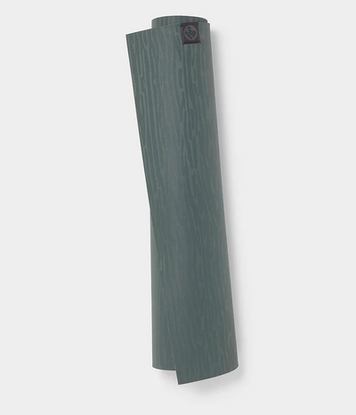 Στρώμα Yoga Manduka  eko®lite yoga mat - Deep Sage  2.9 kg  180 cm x 61 cm  4 mm - mykarma.gr