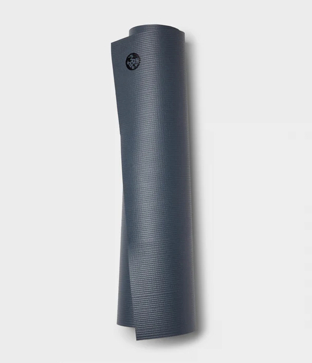 Στρώμα Yoga Mat Manduka pro® yoga mat - Black Thunder  6mm Διαστάσεις: 180cm x 66cm  3,4 kg - mykarma.gr