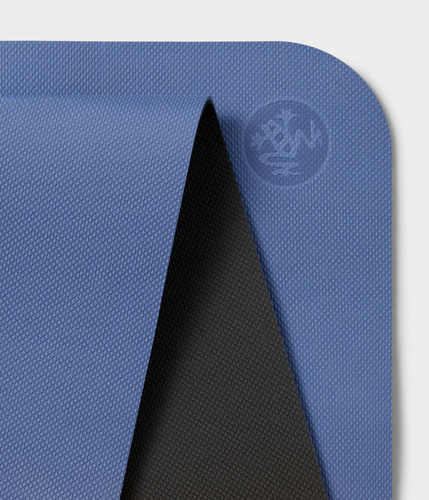 Στρωμα με γραμμή - Manduka Begin Yoga Mat - Moon Black Βάρος: 1,1 kg Διαστάσεις: 172 x 61 x 5mm - mykarma.gr