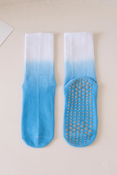 Αντιολισθητικές Ψηλές Κάλτσες - Gradient Non-Slip Socks – Yoga & Pilates - ποικιλία χρωμάτων  No 37-43 - mykarma.gr