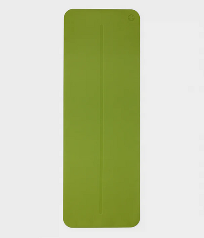 Στρωμα με γραμμή - Manduka Begin Yoga Mat - Matcha Βάρος: 1,1 kg Διαστάσεις: 172 x 61 x 5mm - mykarma.gr