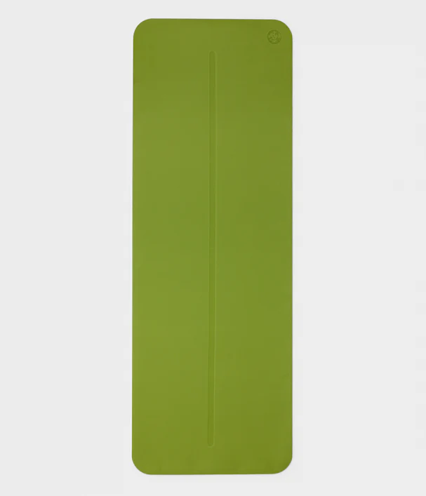 Στρωμα με γραμμή - Manduka Begin Yoga Mat - Matcha Βάρος: 1,1 kg Διαστάσεις: 172 x 61 x 5mm - mykarma.gr